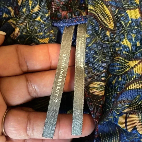 Gauzy Lined Turtleneck Antropologie - Picture 7 of 12